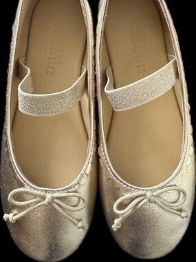Girls Mini Boden gold dress flats